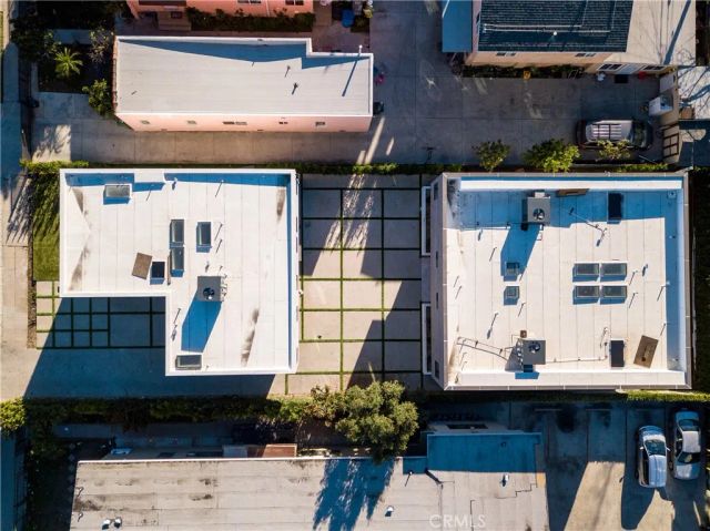 1809 S Longwood, Los Angeles, CA 90019