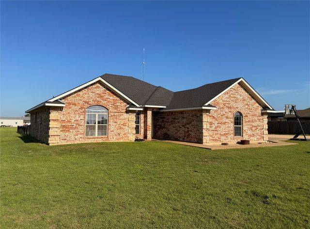 240 County Road 12550, Paris, TX 75462