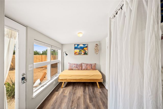 1724 Paseo De Peralta, Santa Fe, NM 87501