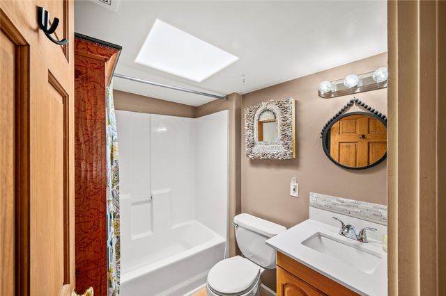 1724 Paseo De Peralta, Santa Fe, NM 87501