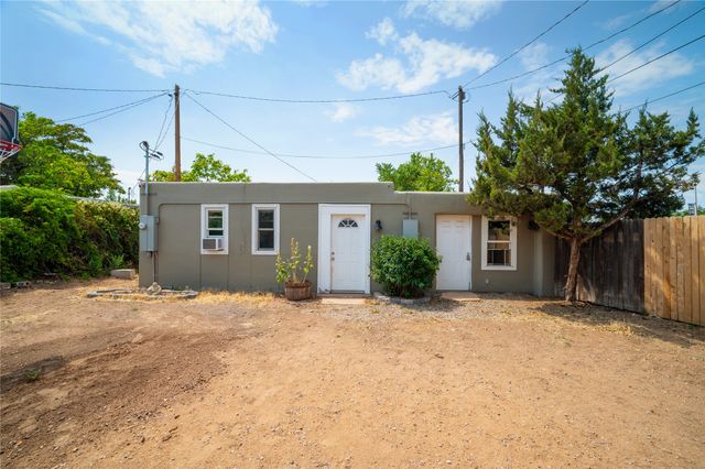 1724 Paseo De Peralta, Santa Fe, NM 87501