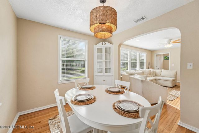 1632 CHARON Road, Jacksonville, FL 32205
