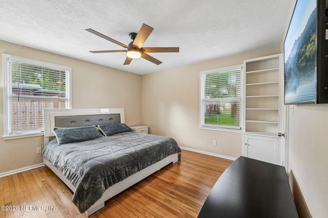 1632 CHARON Road, Jacksonville, FL 32205