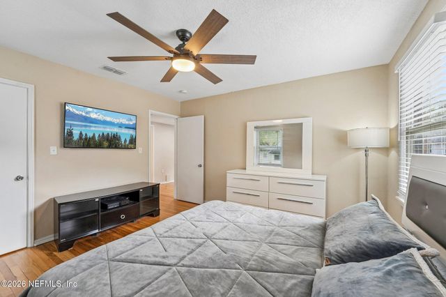 1632 CHARON Road, Jacksonville, FL 32205