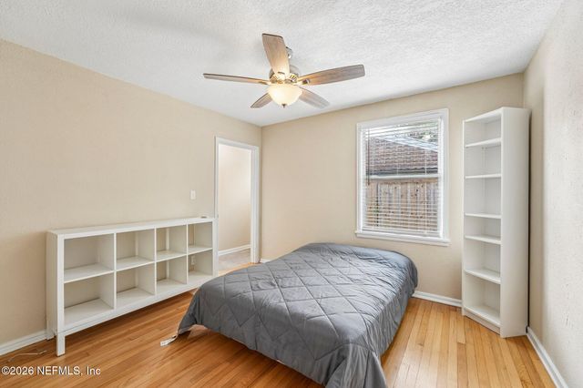 1632 CHARON Road, Jacksonville, FL 32205