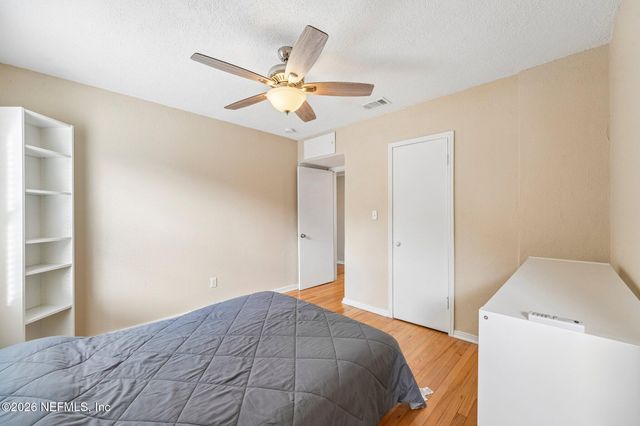 1632 CHARON Road, Jacksonville, FL 32205