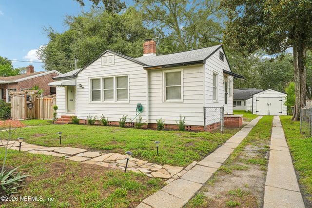 1632 CHARON Road, Jacksonville, FL 32205