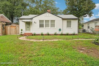 1632 CHARON Road, Jacksonville, FL 32205