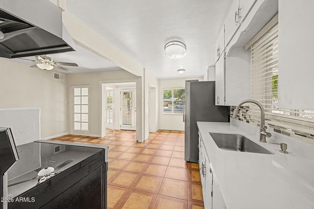6620 N 60TH Avenue, Glendale, AZ 85301