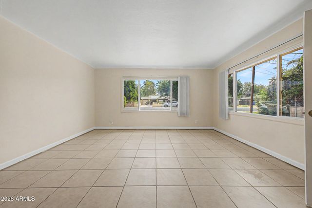 6620 N 60TH Avenue, Glendale, AZ 85301