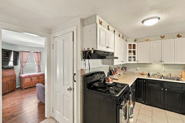 1 Duquette Street, Rochester, NH 03867