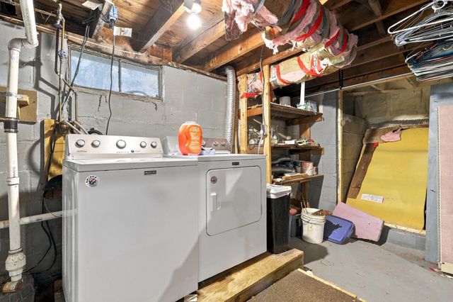 1 Duquette Street, Rochester, NH 03867