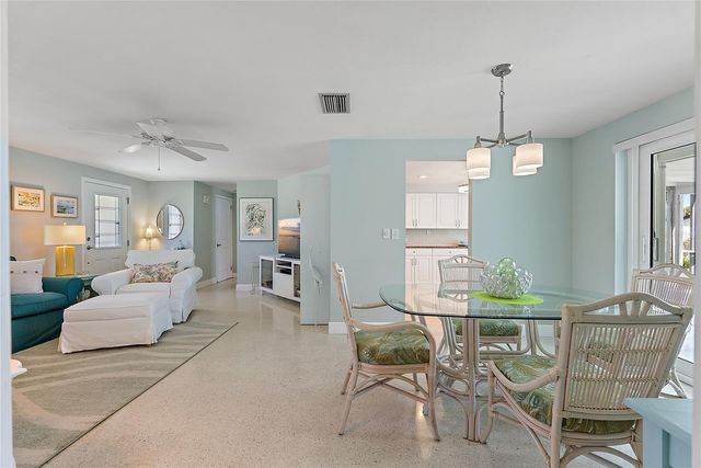 270 DORCHESTER DRIVE, Venice, FL 34293