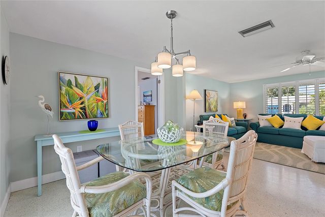 270 DORCHESTER DRIVE, Venice, FL 34293