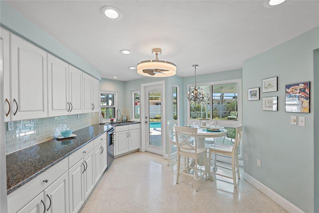 270 DORCHESTER DRIVE, Venice, FL 34293