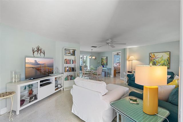 270 DORCHESTER DRIVE, Venice, FL 34293