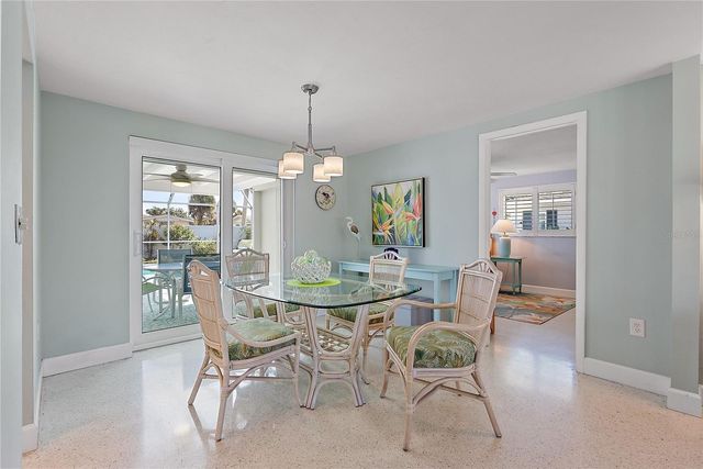 270 DORCHESTER DRIVE, Venice, FL 34293