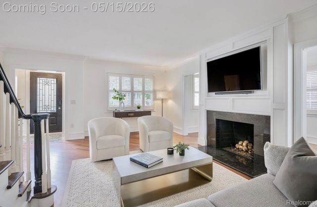 728 S Pleasant Street, Royal Oak, MI 48067