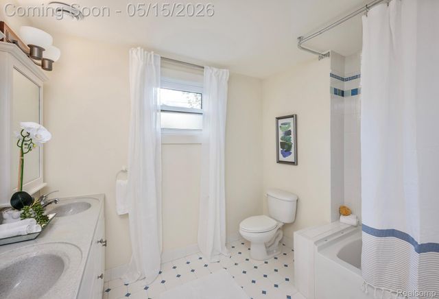 728 S Pleasant Street, Royal Oak, MI 48067