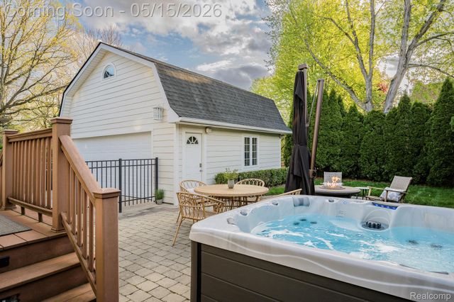 728 S Pleasant Street, Royal Oak, MI 48067