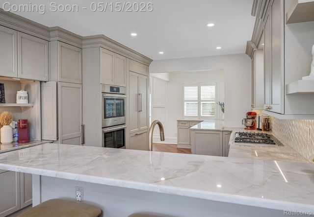 728 S Pleasant Street, Royal Oak, MI 48067