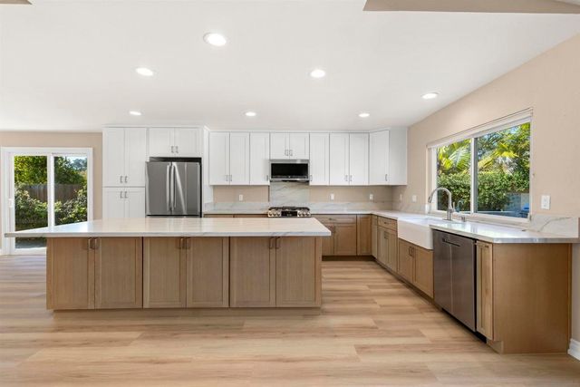 1510 Orangeview Dr 1-2, Encinitas, CA 92024