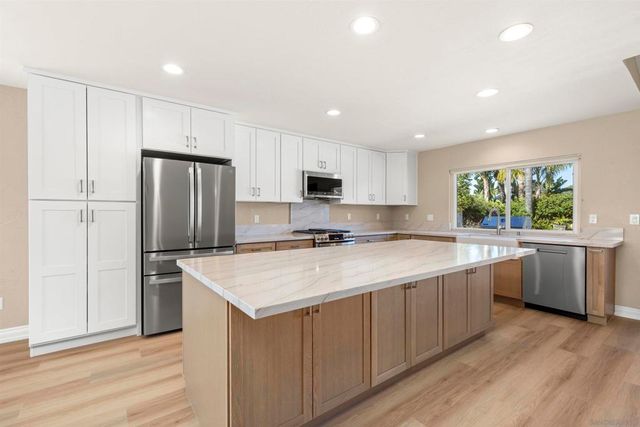 1510 Orangeview Dr 1-2, Encinitas, CA 92024