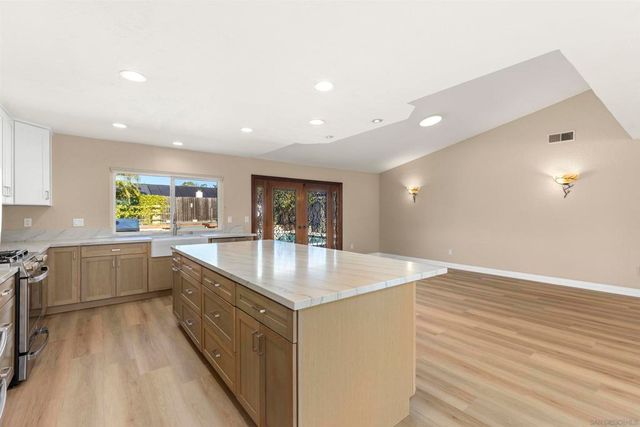 1510 Orangeview Dr 1-2, Encinitas, CA 92024