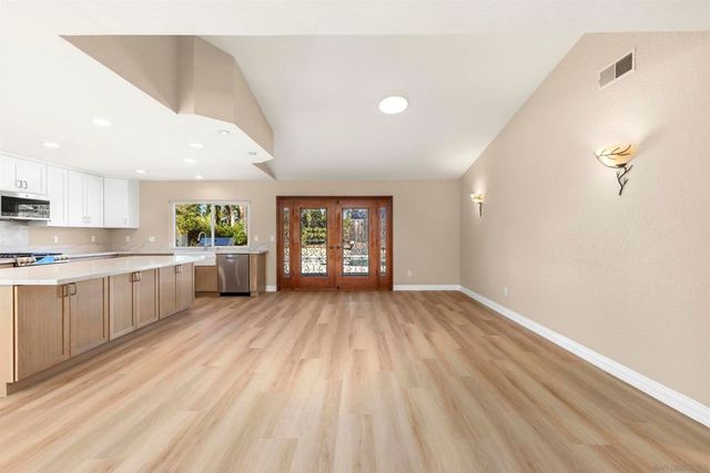 1510 Orangeview Dr 1-2, Encinitas, CA 92024