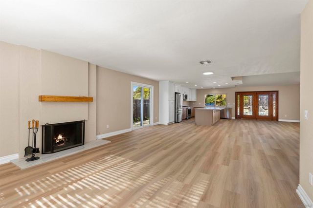 1510 Orangeview Dr 1-2, Encinitas, CA 92024