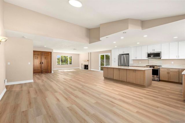 1510 Orangeview Dr 1-2, Encinitas, CA 92024