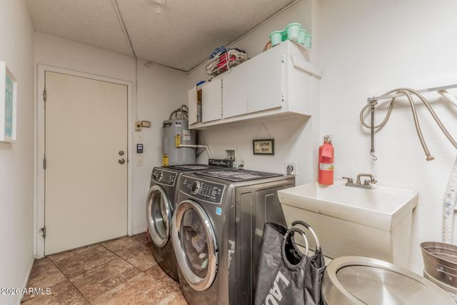 11017 W TOPAZ Drive, Sun City, AZ 85351