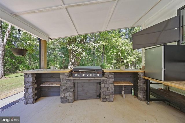 10814 POWELL RD, Thurmont, MD 21788
