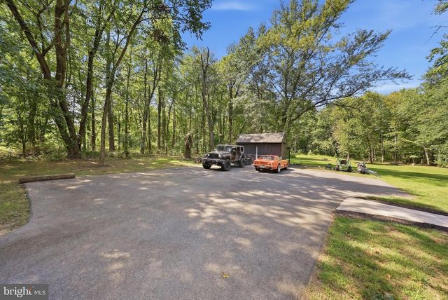 10814 POWELL RD, Thurmont, MD 21788