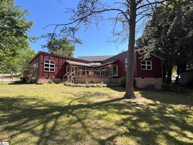 109 Buckingham Road, Easley, SC 29640