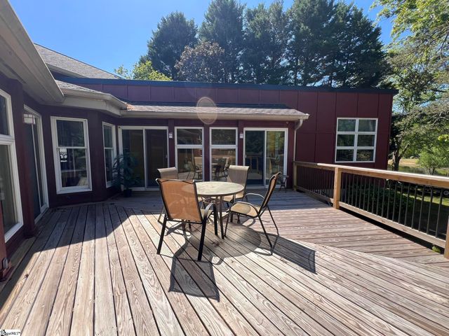 109 Buckingham Road, Easley, SC 29640