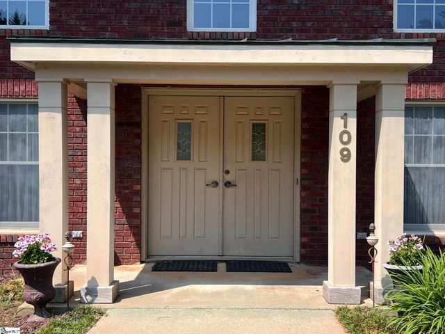 109 Buckingham Road, Easley, SC 29640