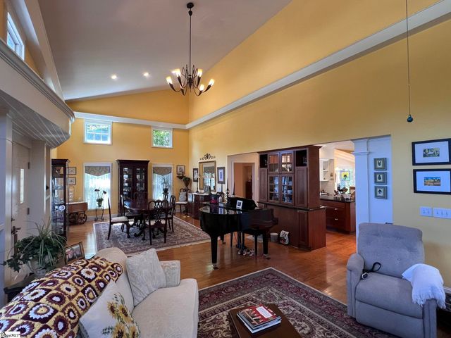 109 Buckingham Road, Easley, SC 29640