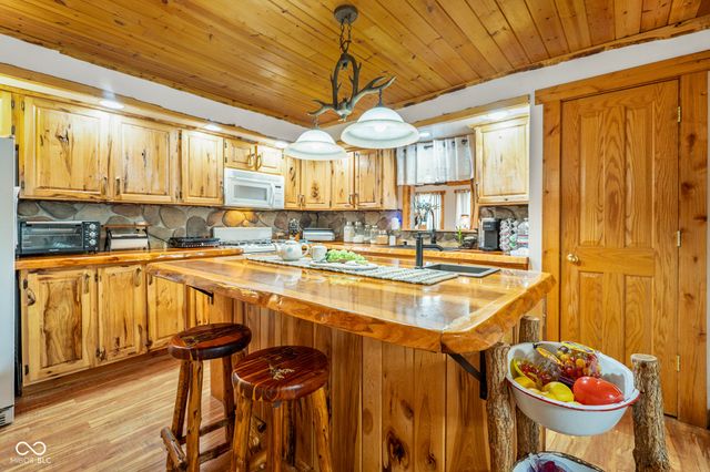 4981 E Rinker Road, Mooresville, IN 46158