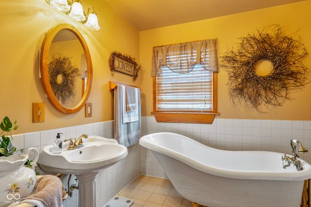 4981 E Rinker Road, Mooresville, IN 46158