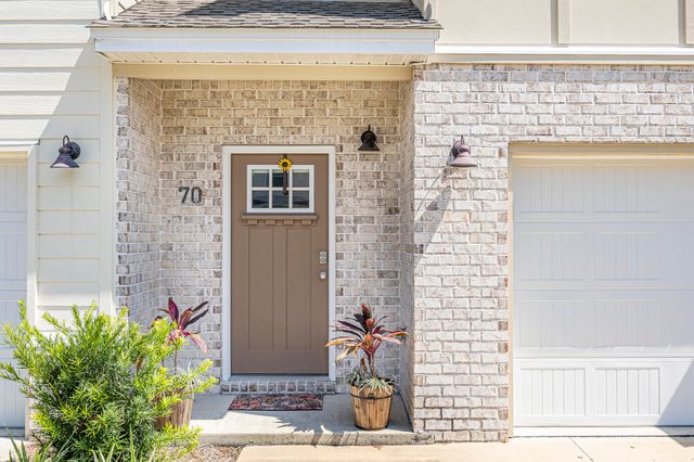 400 Mattie M Kelly Boulevard, Unit 70, Destin, FL 32541