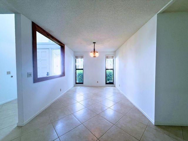 19890 Sawgrass Lane 5801, Boca Raton, FL 33434