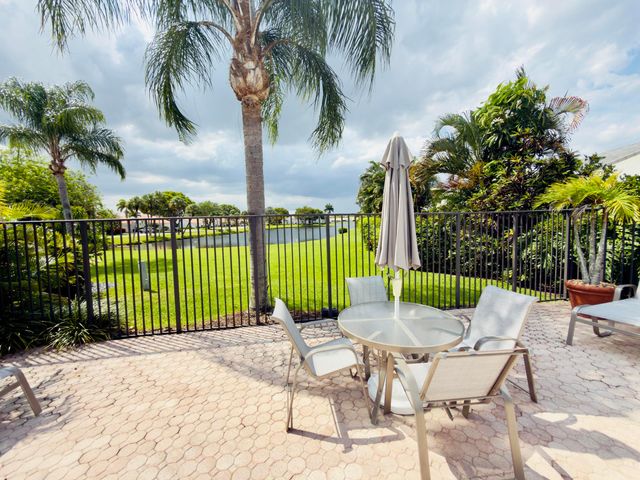 19890 Sawgrass Lane 5801, Boca Raton, FL 33434