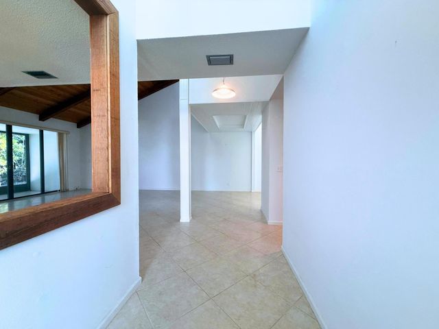 19890 Sawgrass Lane 5801, Boca Raton, FL 33434
