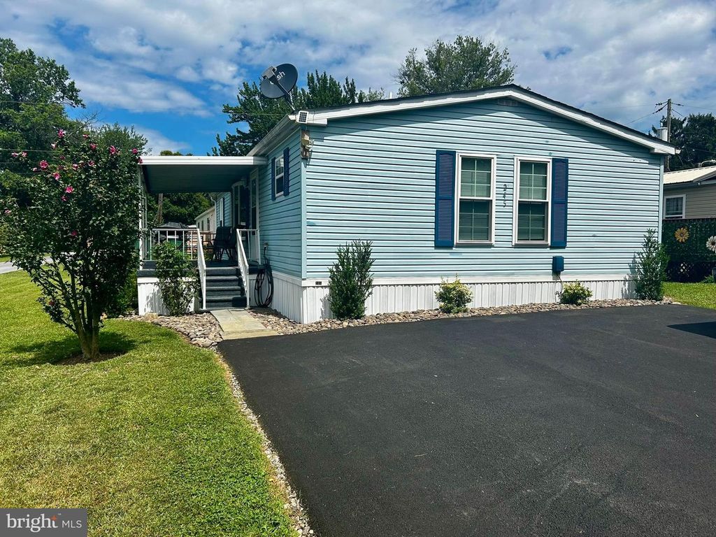 245 DAVEY DR, Elverson, PA 19520