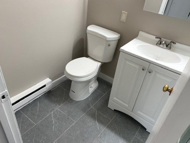 80 Damon Rd 4302, Northampton, MA 01060