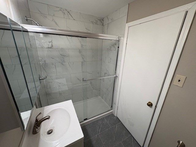 80 Damon Rd 4302, Northampton, MA 01060