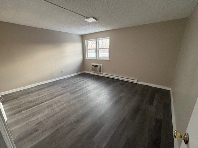 80 Damon Rd 4302, Northampton, MA 01060