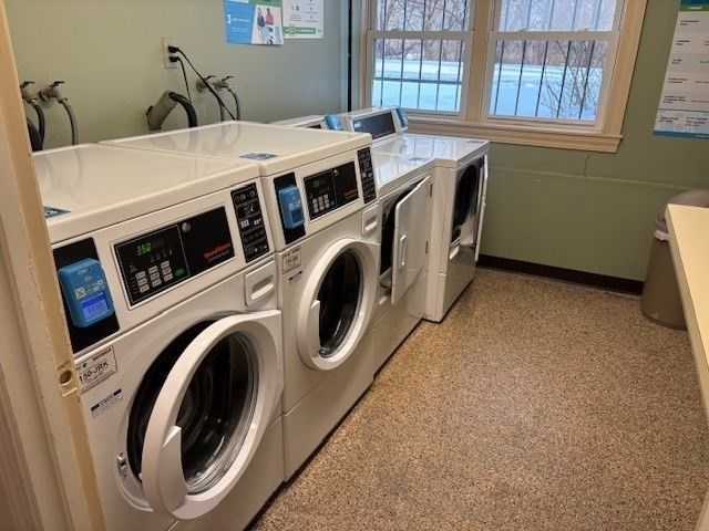 80 Damon Rd 4302, Northampton, MA 01060