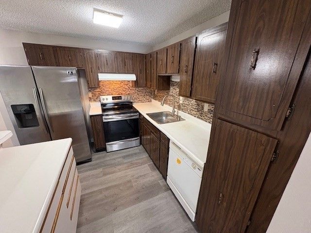 80 Damon Rd 4302, Northampton, MA 01060